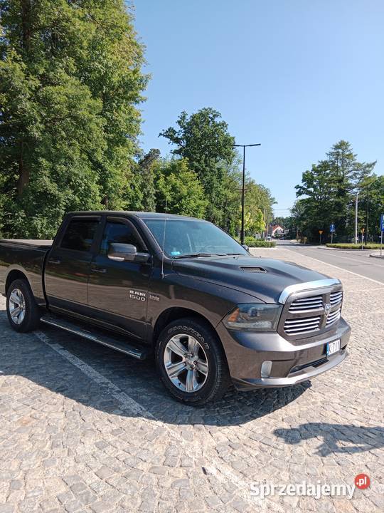 SPRZEDAM DOGE RAM 1500 2014 57HEMI Pickup Nowy Sącz