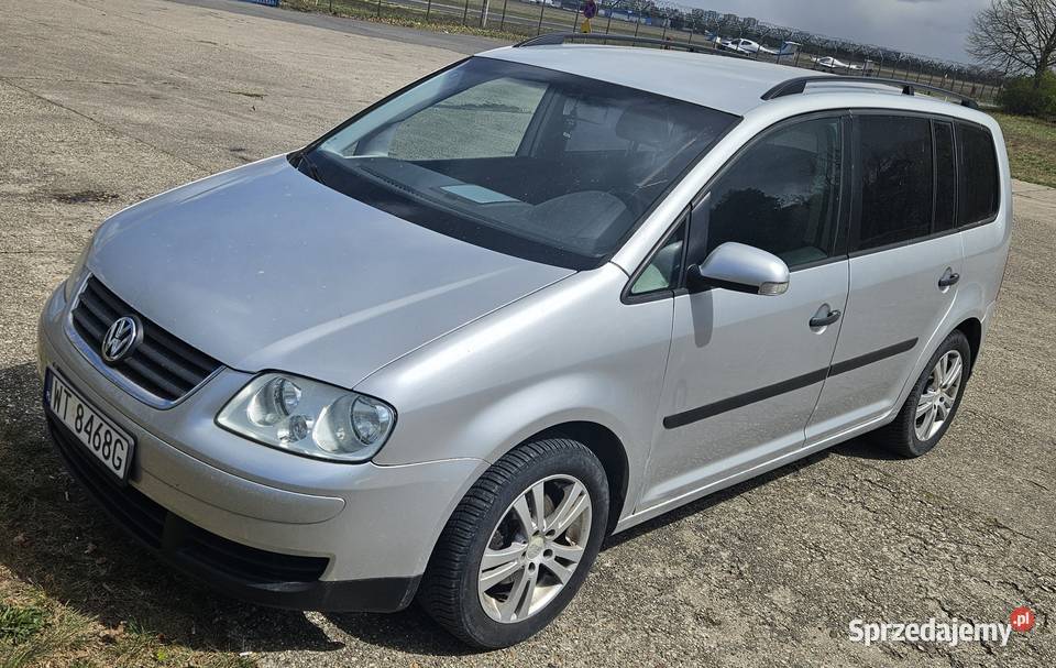 VW Touran 16 8V 102 2007r klimatyzacja elektryka Majdan Ostrowski