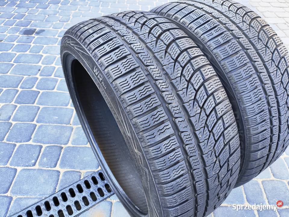 2x opony zimowe Nokian WR A4 22540R19 93V XL Niegowonice sprzedam
