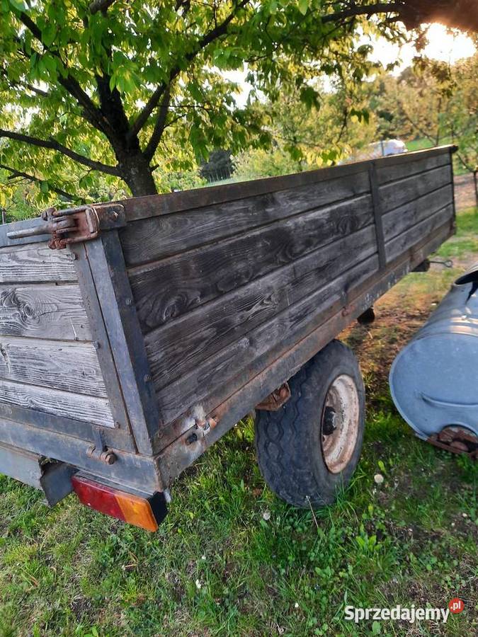 Przyczepka jednoosiowa wywrotka