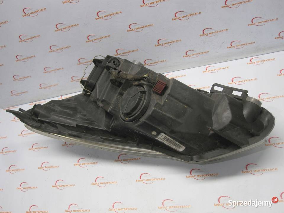 OPEL CORSA D 12r lampa prawa przód 13295018 osobowe Kielce