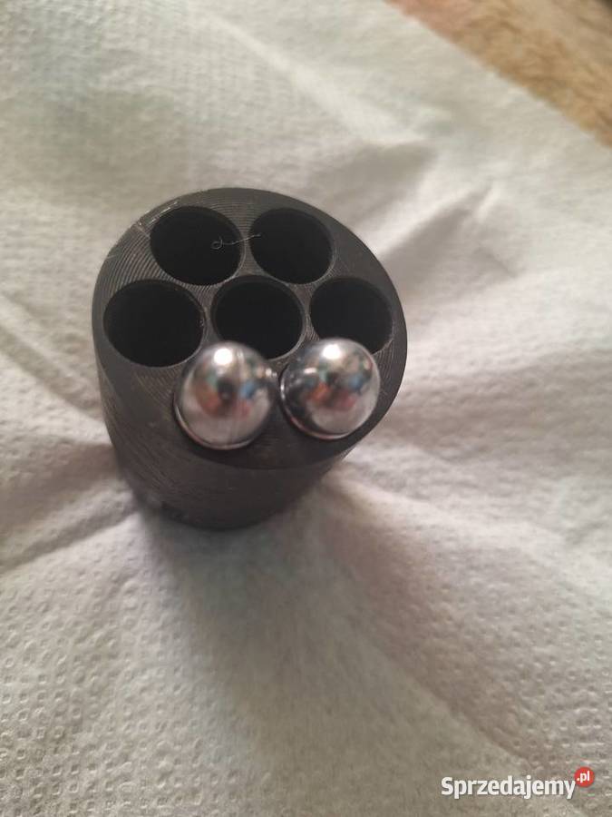 Rewolwer 1851 Colt navy cal 44 Pietta Zestaw sprzedam