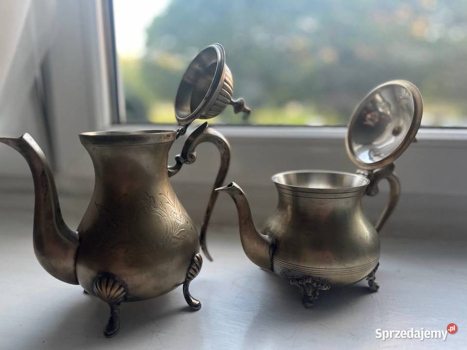Antyczny zestaw do herbaty koniec XIX początek Porcelana i szkło wielkopolskie Poznań