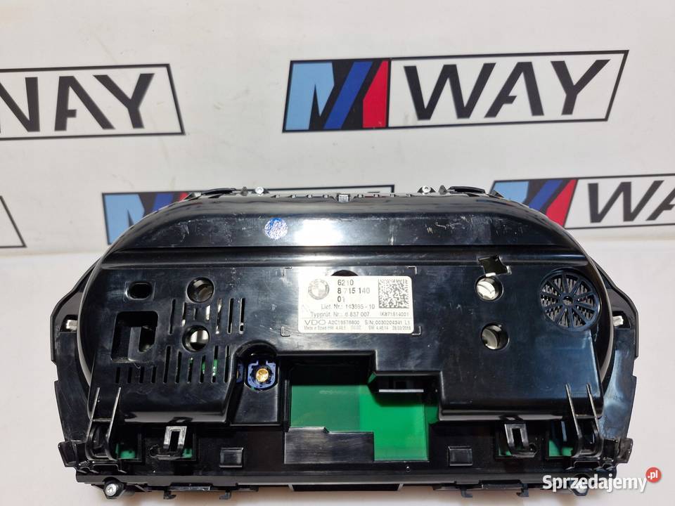 BMW X1 F48 F39 F45 F46 LICZNIK ZEGARY 6WA BLACK