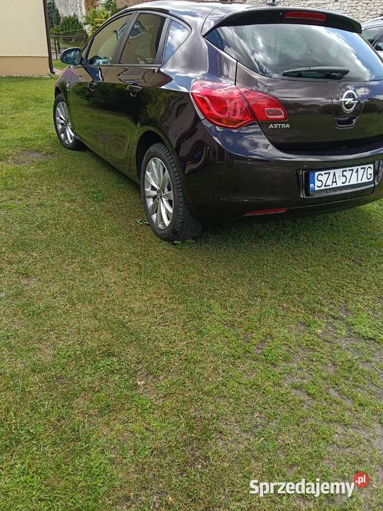 Opel Astra j benzyna 14 140 brązowy śląskie Rzędkowice sprzedam