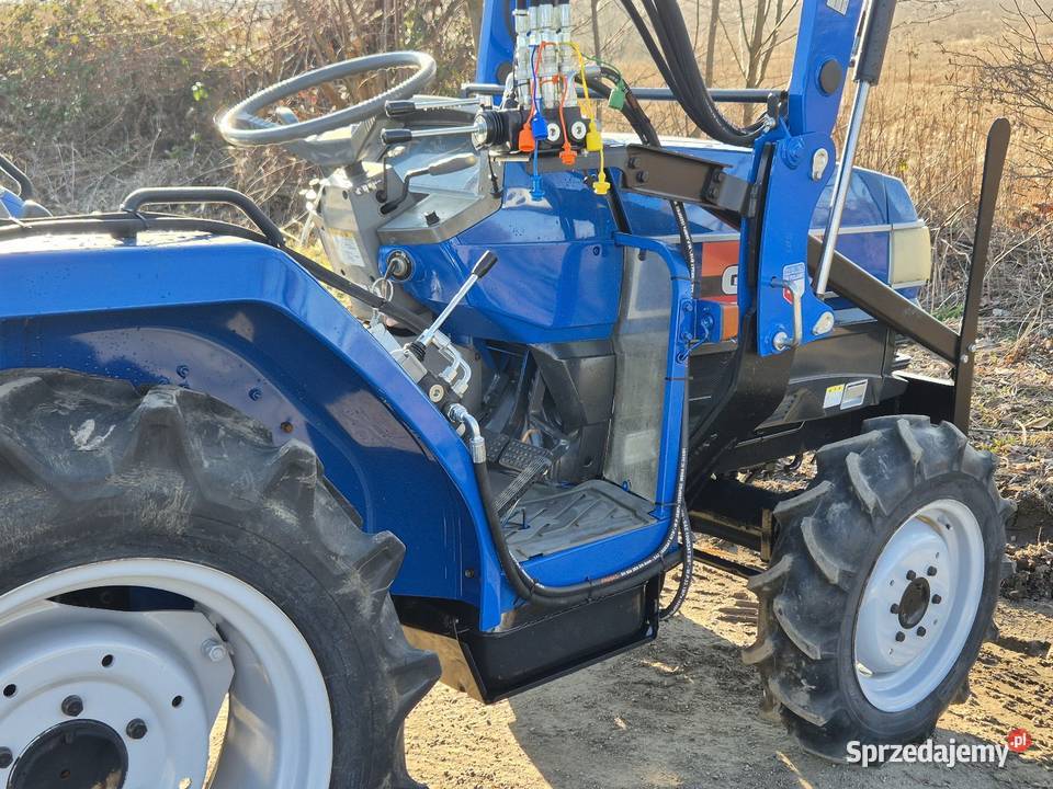 Traktorek ISEKI TG273F 27 44 Wspomaganie Rewers mechaniczny sprzedam