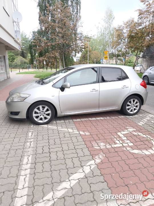 Toyota Auris 14 VVTi 97 LPG automat klima mazowieckie Nowy Dwór Mazowiecki