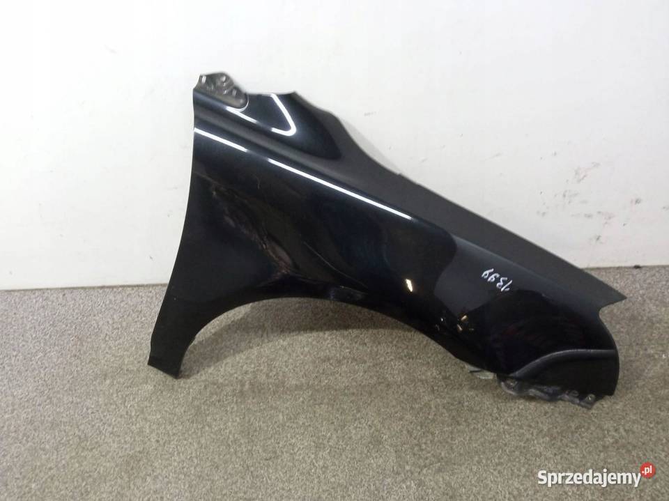 BŁOTNIK PRAWY PRZÓD LIFT T25 209 Toyota Avensis