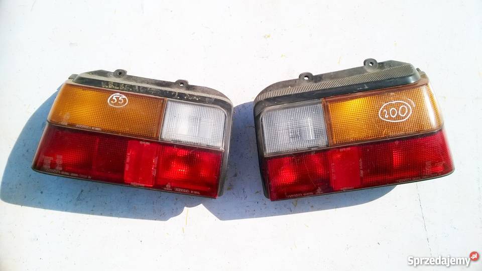 TOYOTA COROLLA 1986 1987 LAMPA TYŁ PRAWA LEWA Wrocław