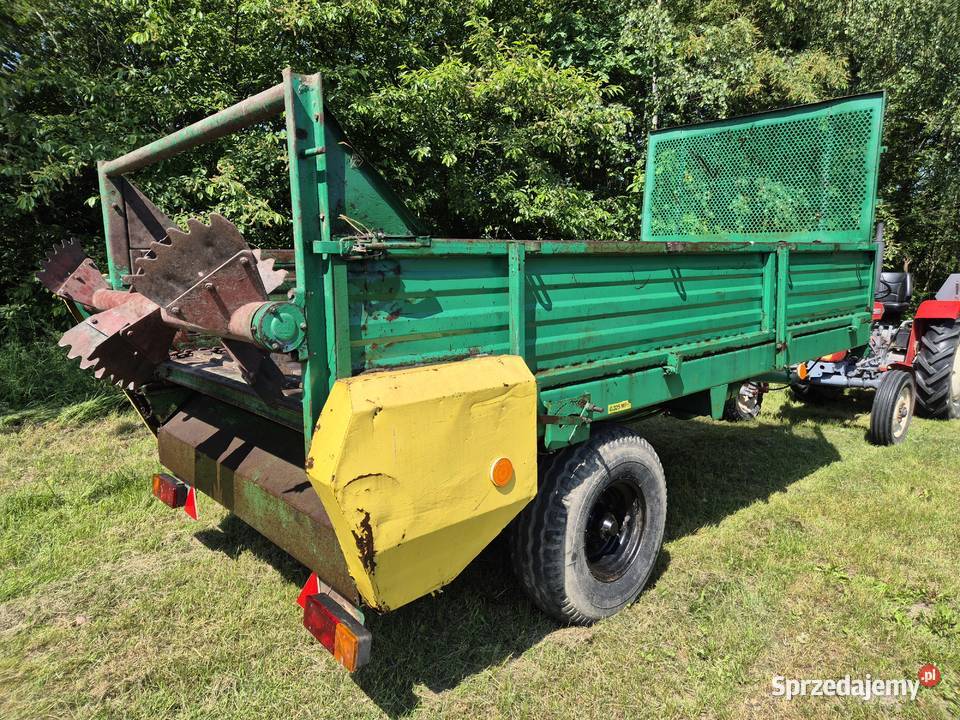 Rozrzutnik 35 t jednoosiowy Agromet Brzeg nieuszkodzony Rozrzutniki obornika Bucze