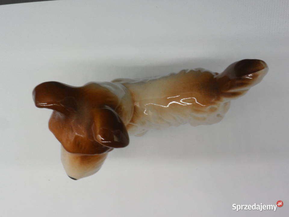 Stara figurka pies piesek porcelana sygn Foreign Porcelana i szkło wielkopolskie Raszków