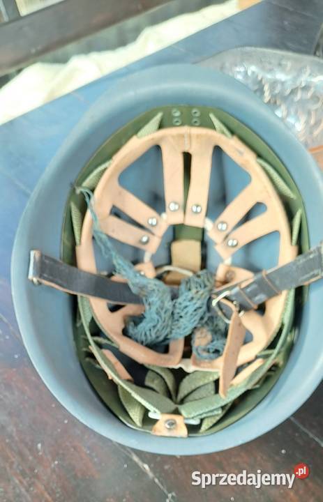 Hełm z czasów PRL sprzedam