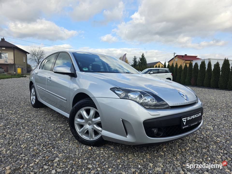 Renault Laguna16 16V 110 EXPRESSION RATY Rok produkcji 2010 Buk