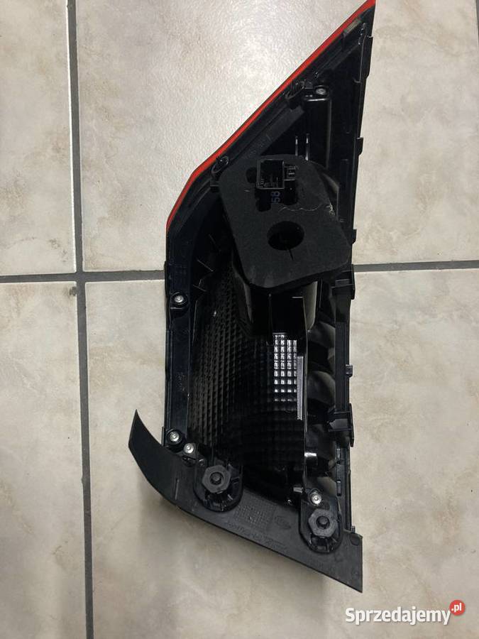 LAMPA LED LEWA TYLNA LEWY TYŁ VW PASSAT B8 LIFT Rakoniewice
