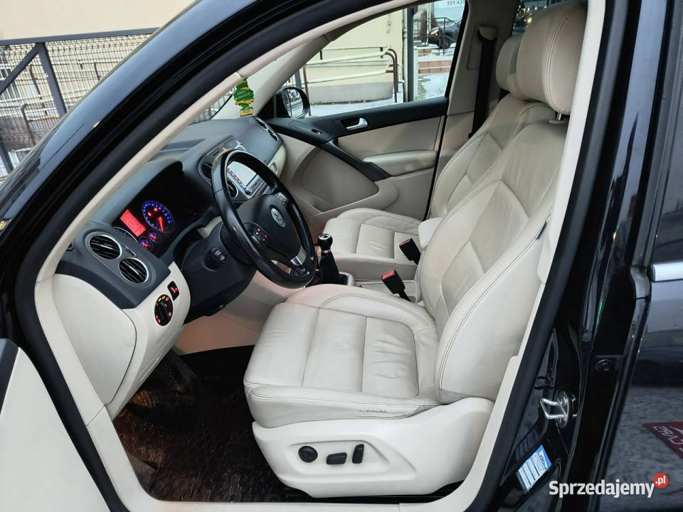 Volkswagen Tiguan Jasne wnętrze Skóry Panorama serwisowany w ASO Tiguan kujawsko-pomorskie Bydgoszcz