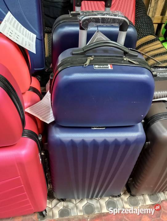 Walizki średnie na 4 kołach z abs podróżne Torby, plecaki i walizki lubelskie Lublin