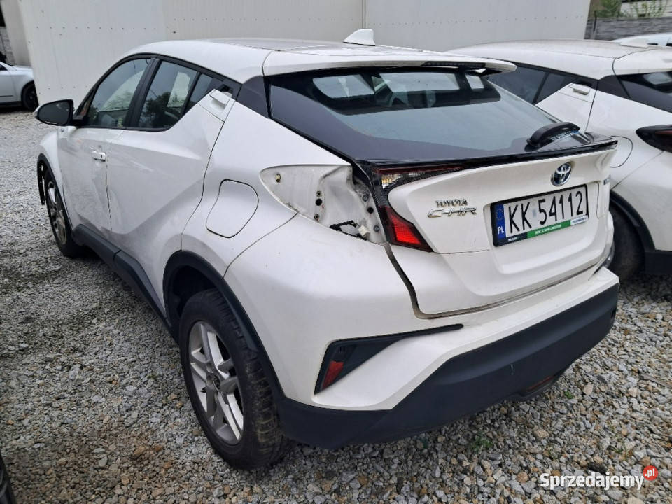 Toyota CHR Komorniki