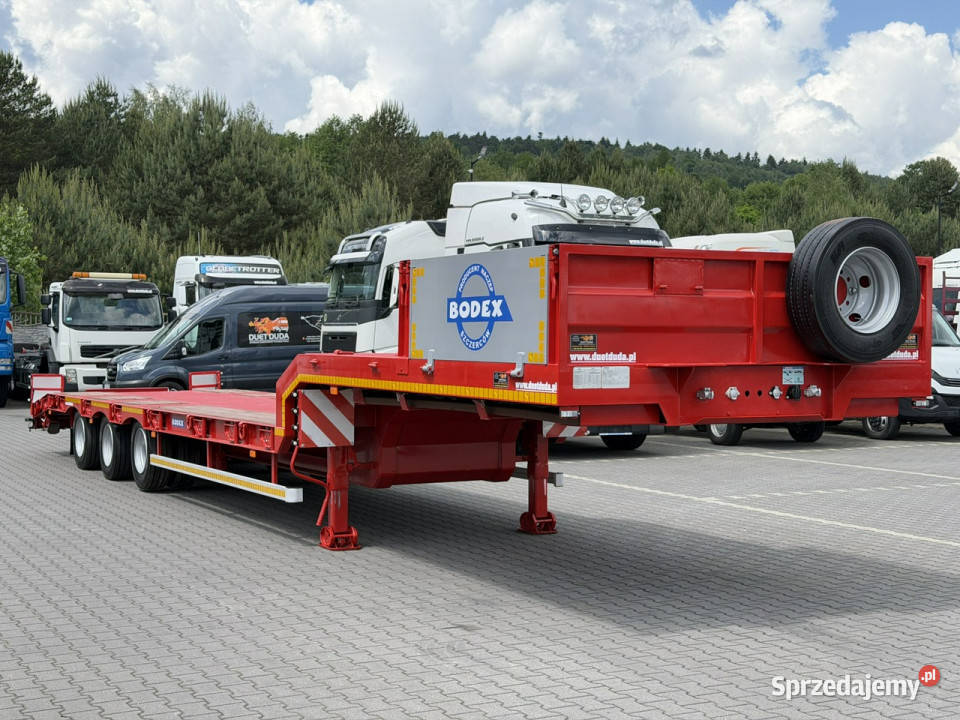 niskopodwoziowa Bodex NN3J Ładowność 26500 3osie Rok produkcji 2021 Widełki