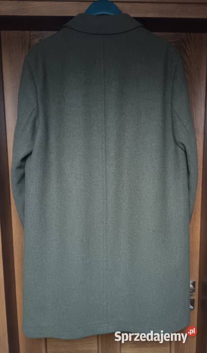 Klasyczny wełniany zimowy niemiecki płaszcz z