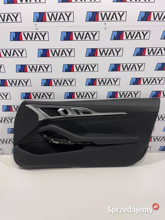 BMW 8 G15 BOCZEK TAPICERKA DRZWI PRAWY PRZÓD osobowe