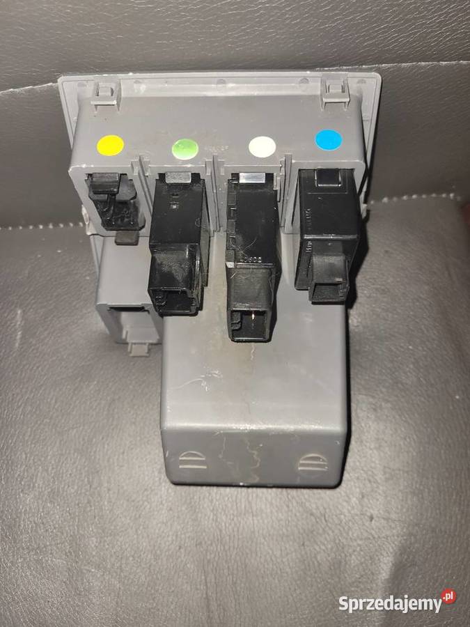 KIA CARENS II 2006R PANEL PRZEŁĄCZNIKÓW Lublin