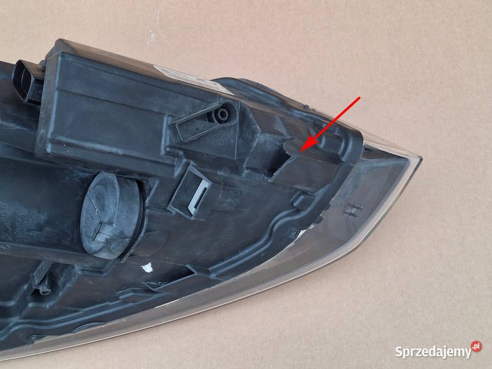 VW POLO V 6R 6R1 REFLEKTOR LEWY XENON LED LAMPA Bieleń sprzedam