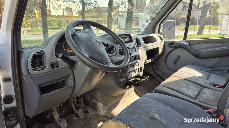 MERCEDES SPRINTER 313 CDI DOKA 7 osob 2004 Częstochowa