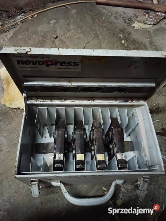 Szczęki zaciskowe Novopress 15182228 Kraśnik sprzedam