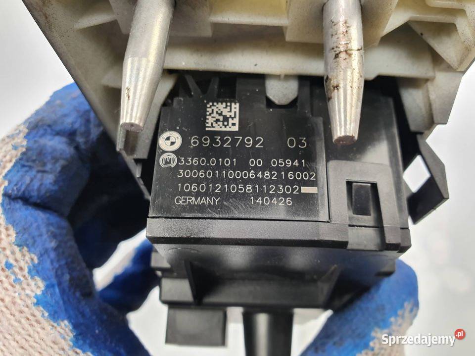 PRZYCISK BMW E 90 693279203 osobowe Lipno