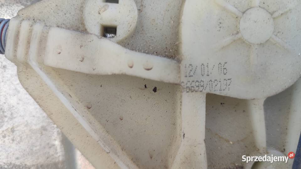 12VW POLO 9N 3D MECHANIZM PODNOŚNIK PRZÓD PRAWY Mechanizmy opuszczania szyb Mechanizmy opuszczania szyb Włoszczowa sprzedam