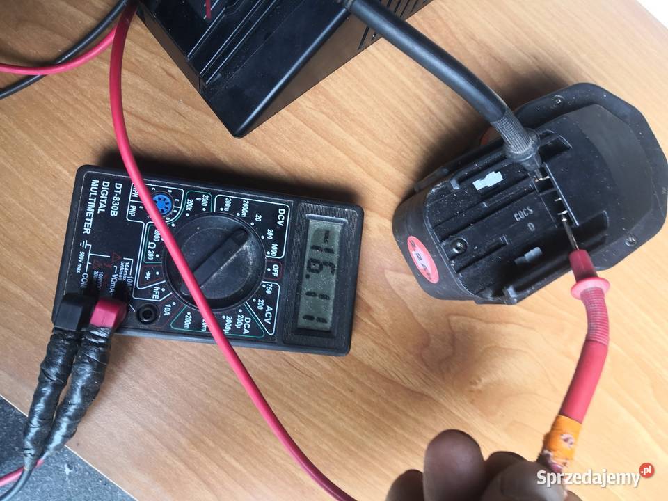 Ładowarka Milwaukee rcu 40 mb plus bateria mazowieckie Radom