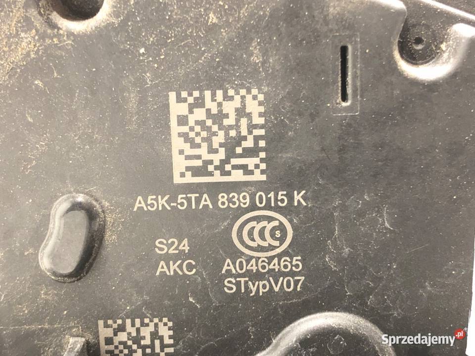 ZAMEK DRZWI LEWY TYŁ VW GOLF VII Kombi Zamki, wkładki i kluczyki