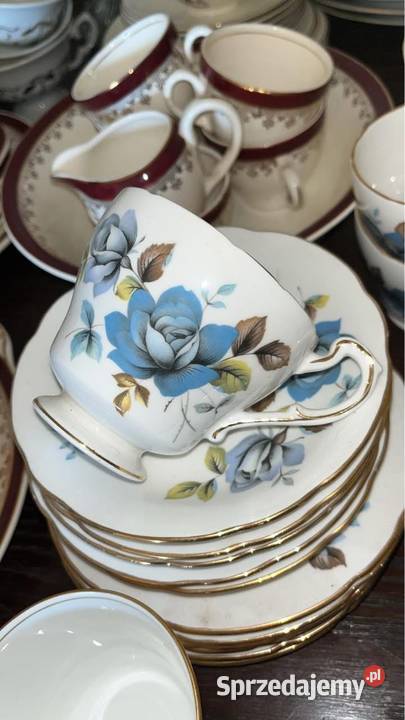 Talerzyk deser Majesty the Queen Blue Mist Porcelana i szkło sprzedam