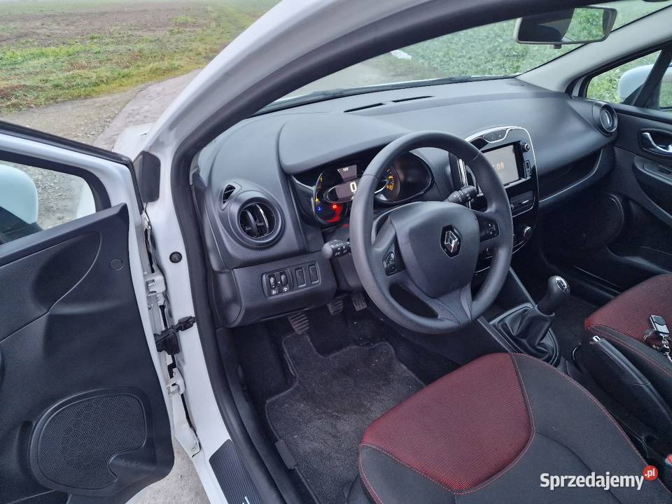 Renault Clio 4 Grandtour 12 16v Bialy Led nowe