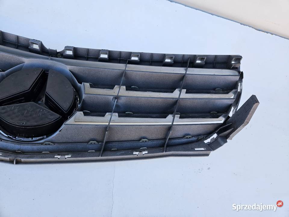 MERCEDES BKLASA W246 1114 GRILL ATRAPA ZDERZAKA Międzychód sprzedam