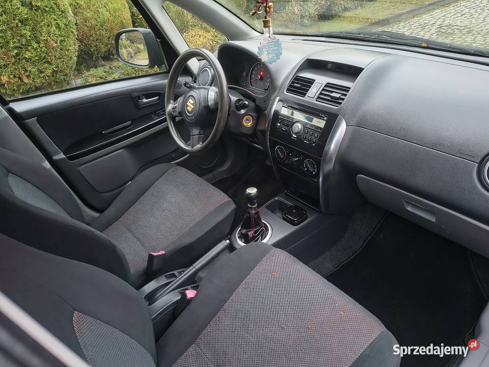 Suzuki SX4 16 DDiS 2008Dzień sprzedam Suzuki SX4 Bistuszowa sprzedam