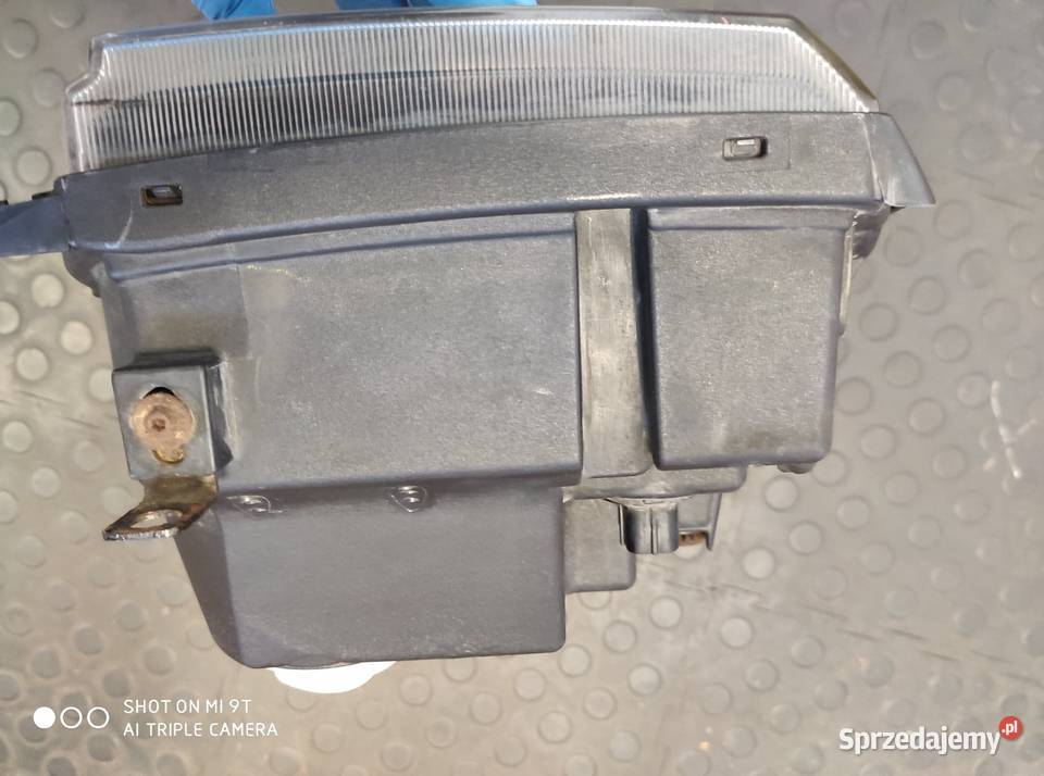 Lampa przednia prawa LIFT Land Rover Discovery Wałbrzych sprzedam