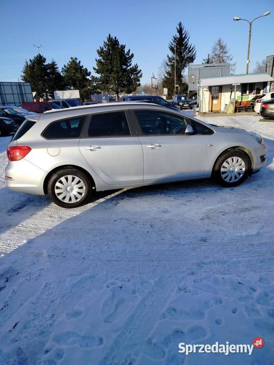 Opel astra j pełne udokumentowanie książki Budzyń sprzedam
