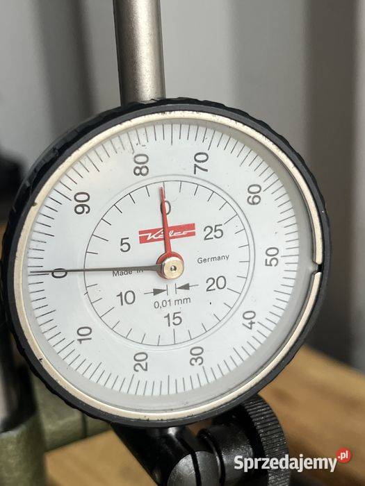 Przyrzad kłowy tester bicia osiowego z