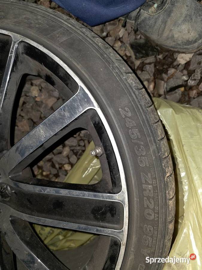 Sprzedam felgi do Forda 20