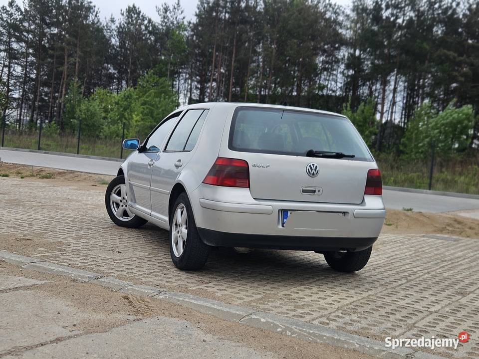 Sprzedam golfa 4 z silnikiem 14 sama benzyna 1398cm3 Golf Białystok
