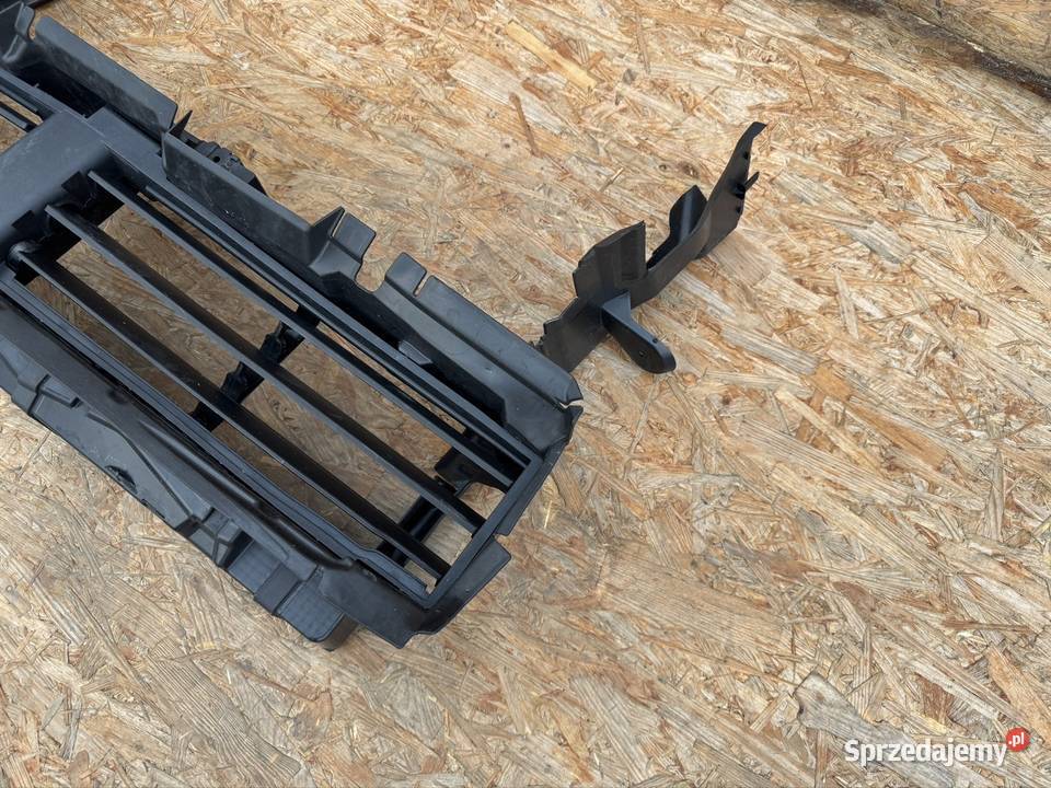 Żaluzja roleta wlot kanał powietrza bmw x2 u10 wielkopolskie Międzychód