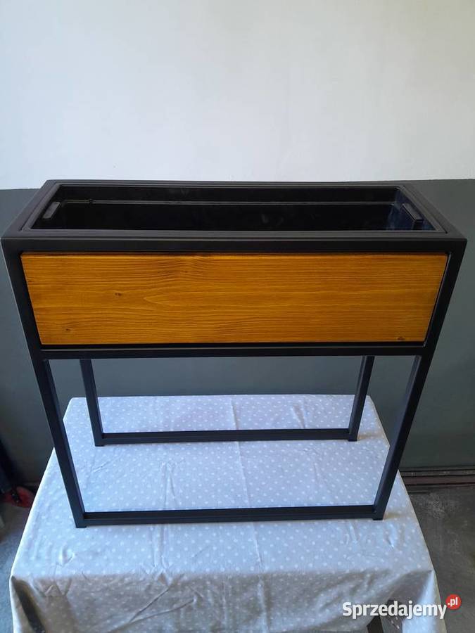 Donica w stylu loft kujawsko-pomorskie Kikół