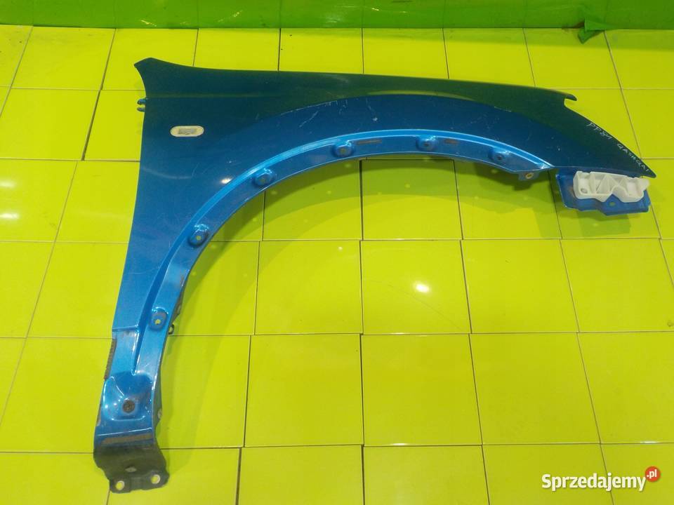 NISSAN QASHQAI I J10 07r blotnik prawy przod Suków