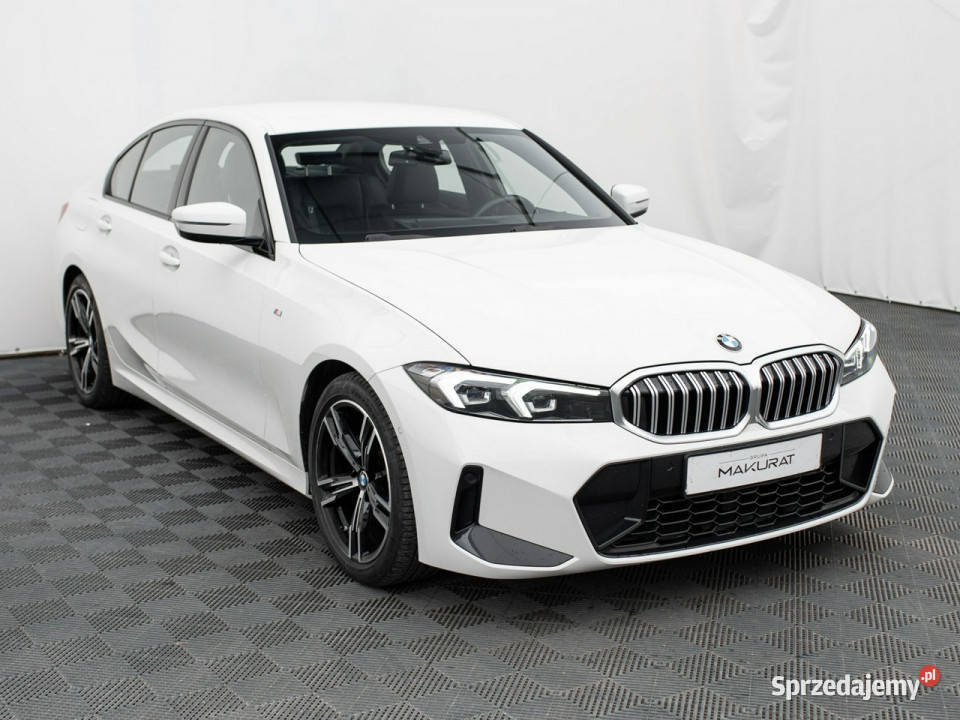 BMW 318 GD7P017318i Podgrzf Kcof LED Pół skóra isofix Pępowo