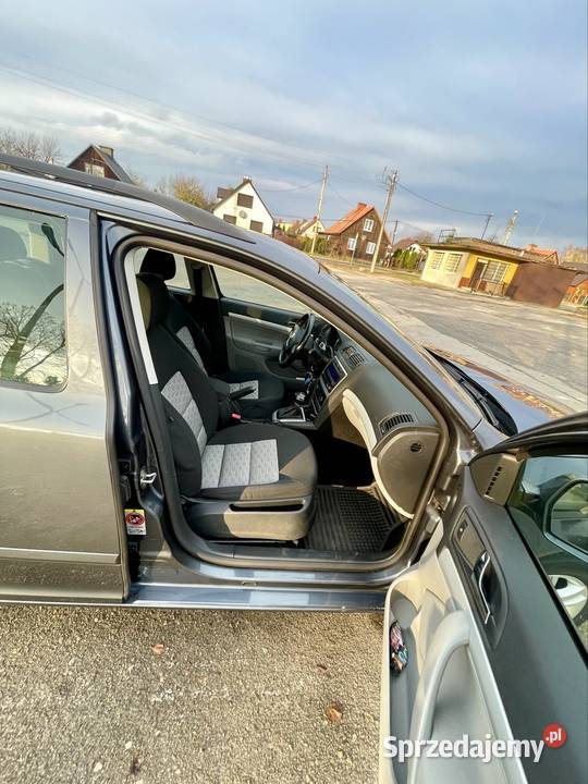 Skoda Octavia II FL 16 TDI DSG 2010r ABS Brzeszcze