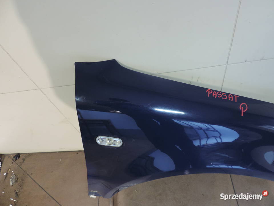 BŁOTNIK PRAWY PRZÓD VW PASSAT B5 FL LA5E