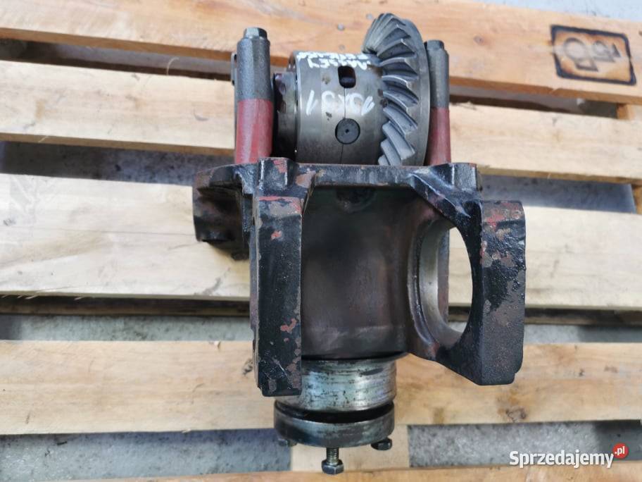 Wałek ataku Koło talerzowe 13X31 Massey Ferguson Pozostałe Wilkowo