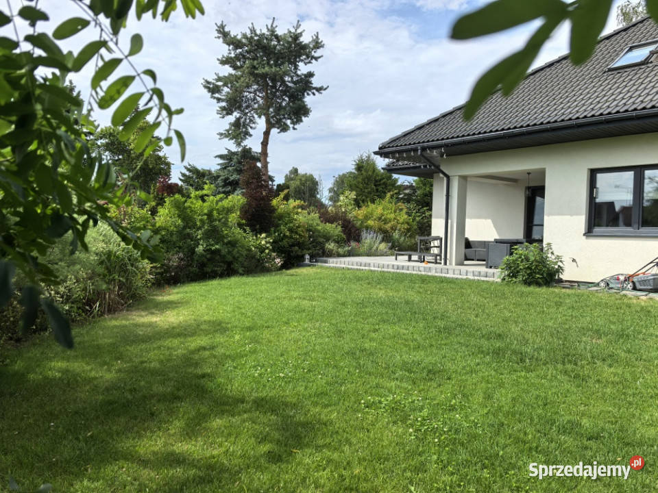 DOM JEDNORODZINNY W BOBROWCU Bobrowiec