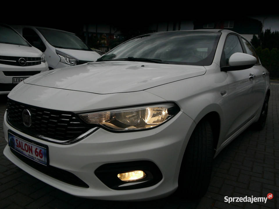 Fiat Tipo 14 zwykła benz 90 Stan b bezwypadkowy Rok produkcji 2018 śląskie Częstochowa sprzedam